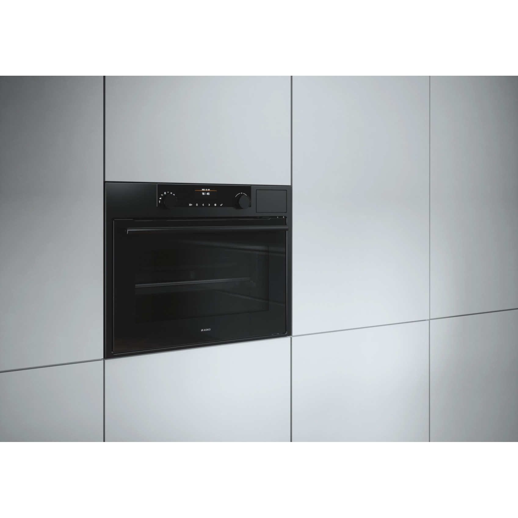 ���������� ������� ���� � �������� ���� ASKO OCS8464A1