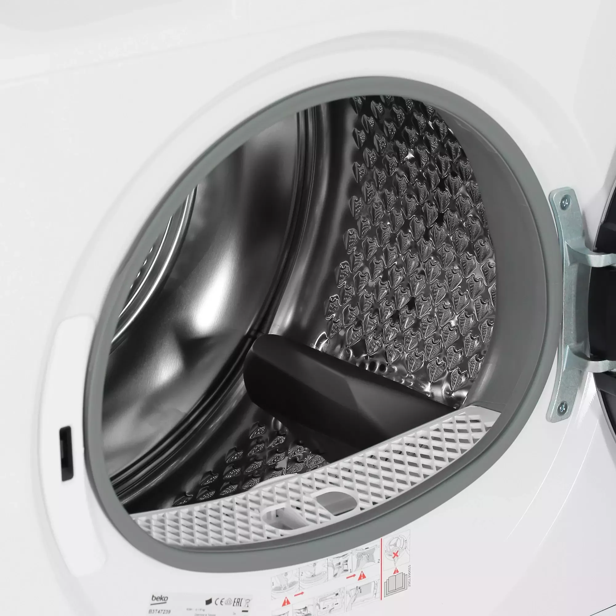 BEKO �������� ��� ��������� � ������� ���������� ������ Beko B3WFR572WC + ��������� ������ � �������� ������� Beko B3T47239 + �������������� ������� ������������� ��� ��������� ����� � ��������� ������