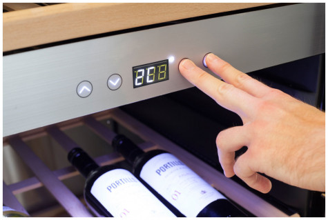 ������ ���� CASO WineChef Pro 40