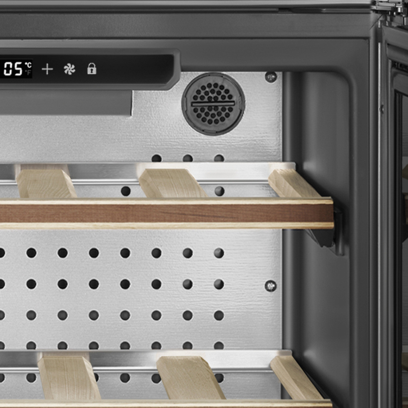������������ ������ ���� Smeg CVI320XE