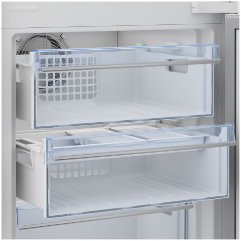 ������������ ����������� Beko BCNA306E3S