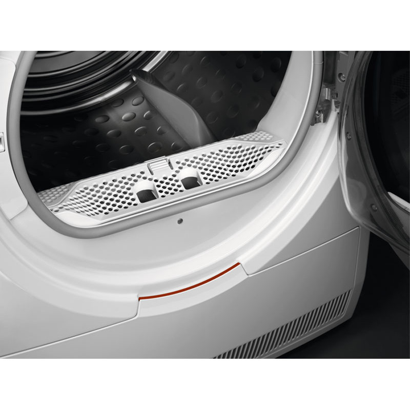 ��������� ������ � �������� ������� AEG TR8384E