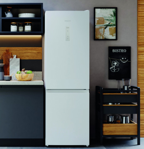 ������������ ����������� Hotpoint HT 5180 W