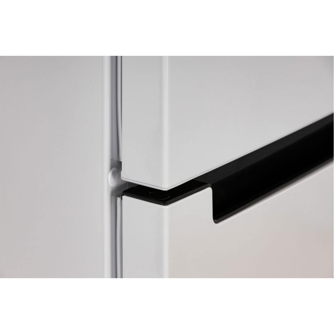 ������������ ����������� NordFrost NRB 132 W