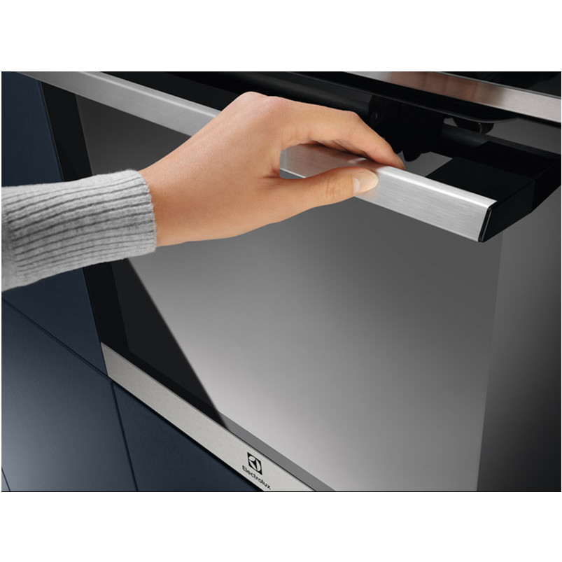 ������������� ������� ���� Electrolux EOC9P31WX