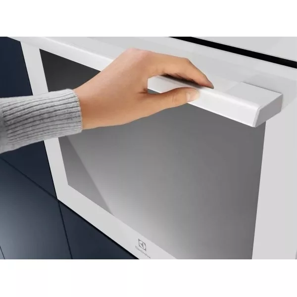 ������������� ������� ���� Electrolux EOF5F50BV �����