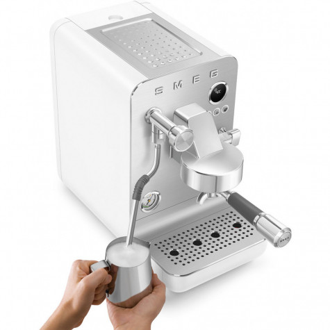 ���������� Smeg EMC02WHMEU
