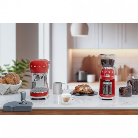 ����������-�������� Smeg ECF02RDEU