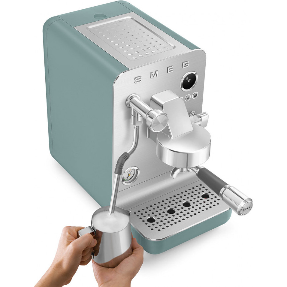 ����������-�������� Smeg EMC02EGMEU