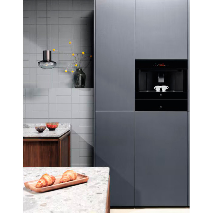 ������������ ���������� Electrolux EBC85H