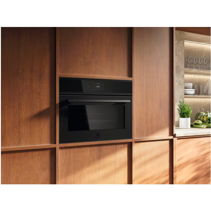 ������������ ������������� ���� Electrolux EVM9E2XT
