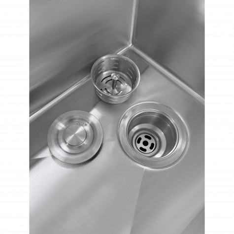 ����� Rivelato RINOX 4444 UN