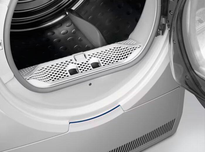 ��������� ������ � �������� ������� Electrolux EW7H458B
