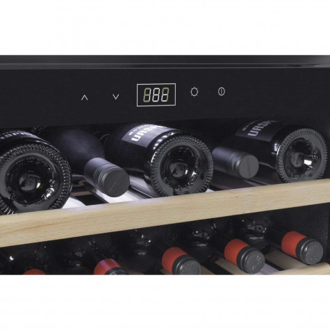 ������ ���� CASO WineSafe 18 EB Black